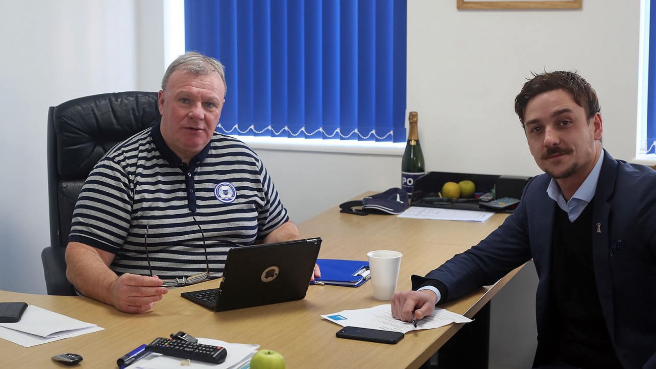 Peterborough United manager Steve Evans and ABAX Sales Director Kevin Bull
